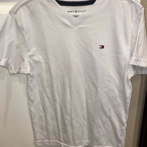 Tommy Hilfiger V-Neck Tee Shirt, white, size 6